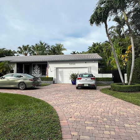 Villa Guilla North Miami Exterior foto